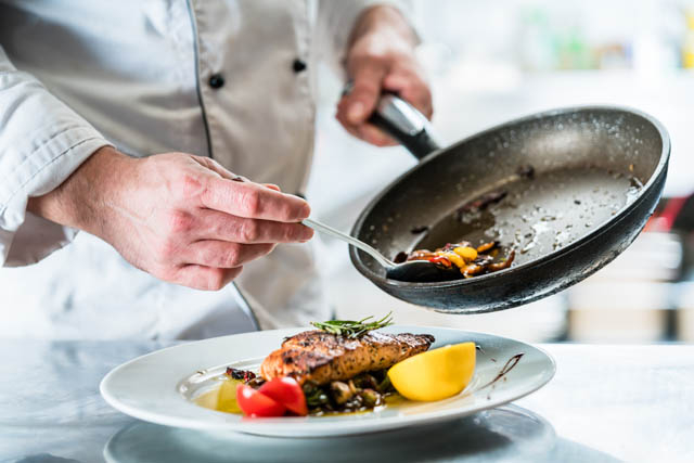 Offerta di lavoro Cuisiniers / Chefs de partie Neuchâtel